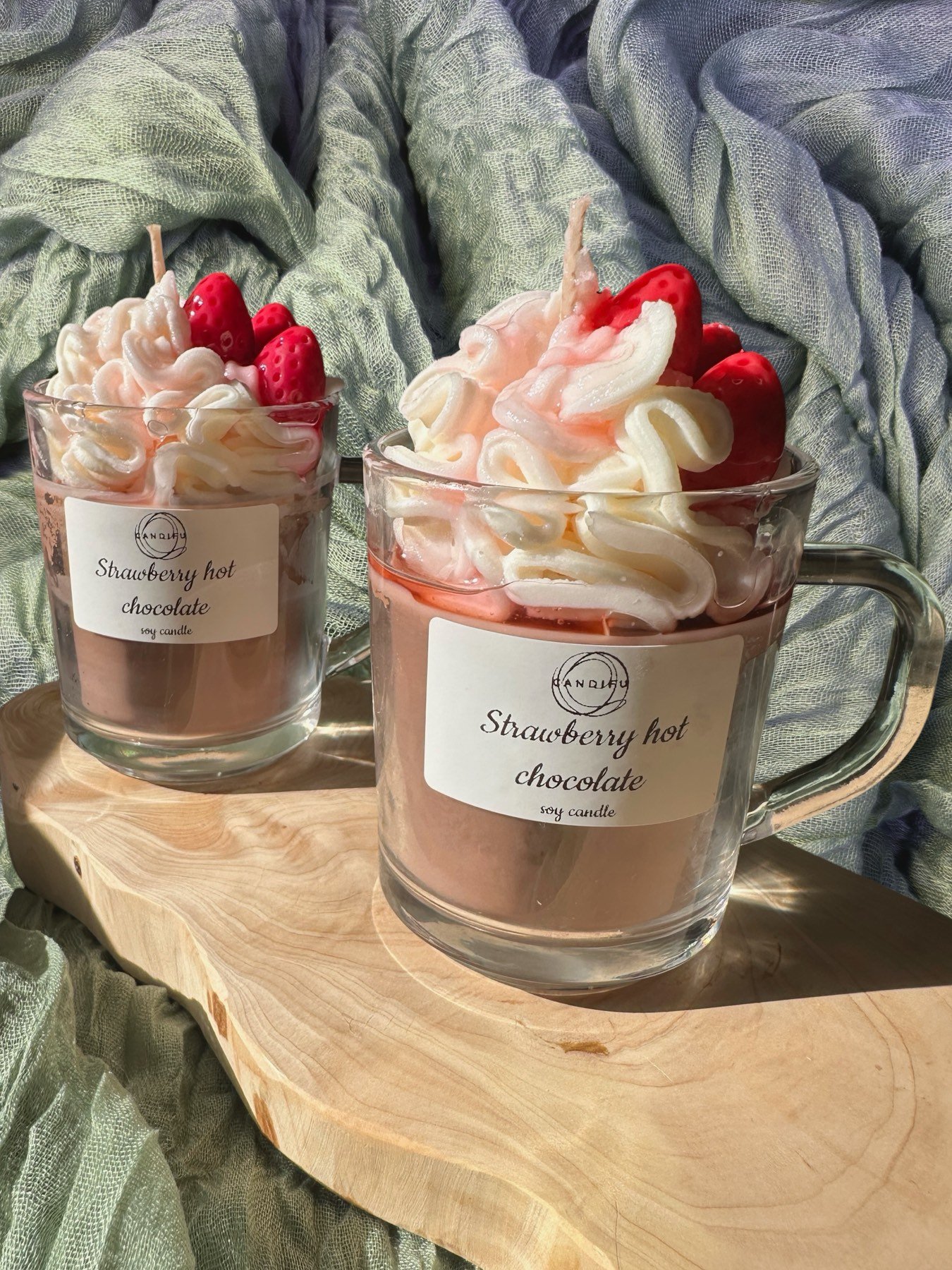 Strawberry hot chocolate