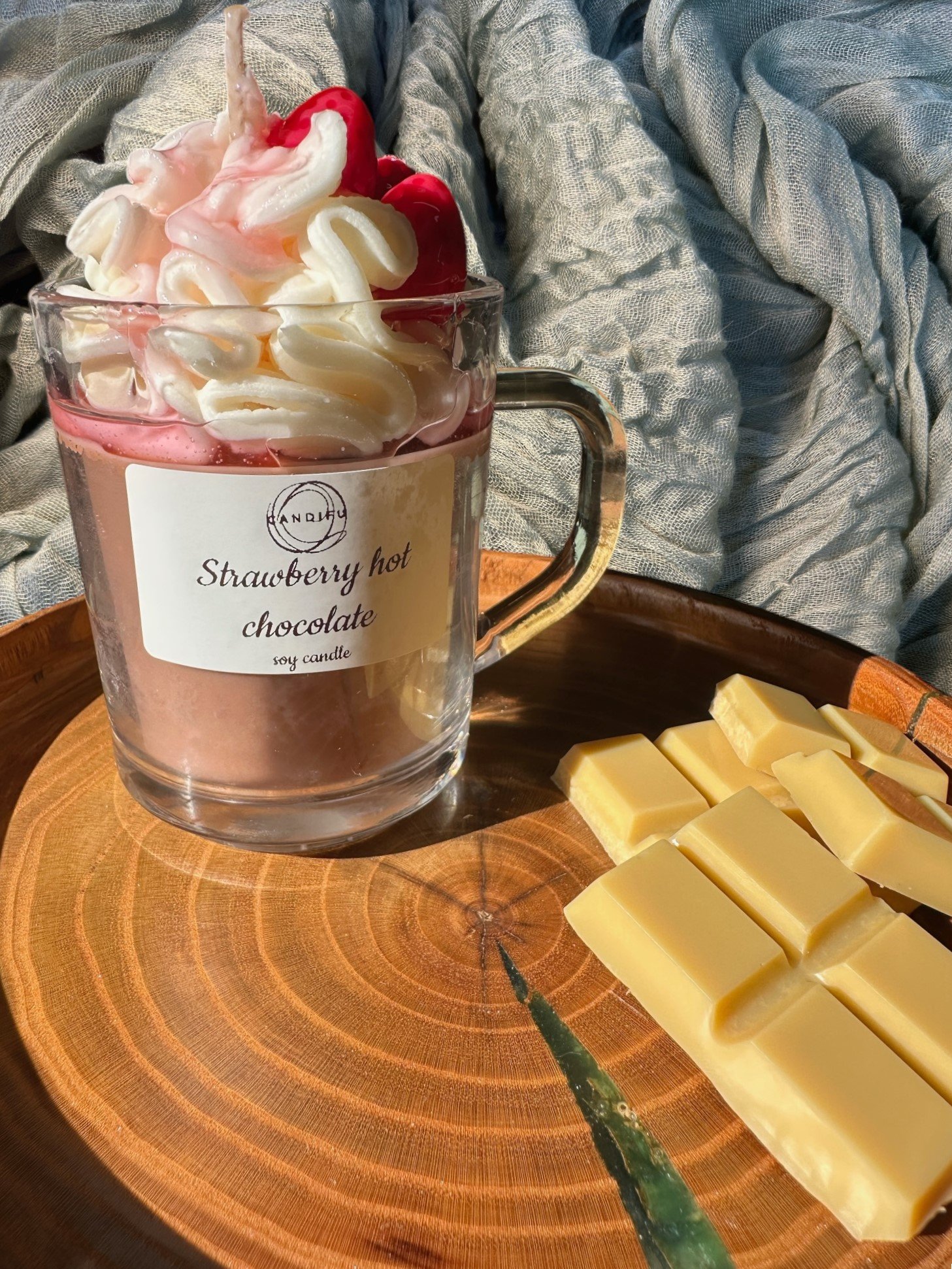 Strawberry hot chocolate