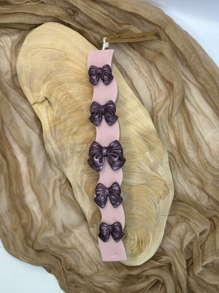 Πασχαλινή Λαμπάδα Φιογκάκια